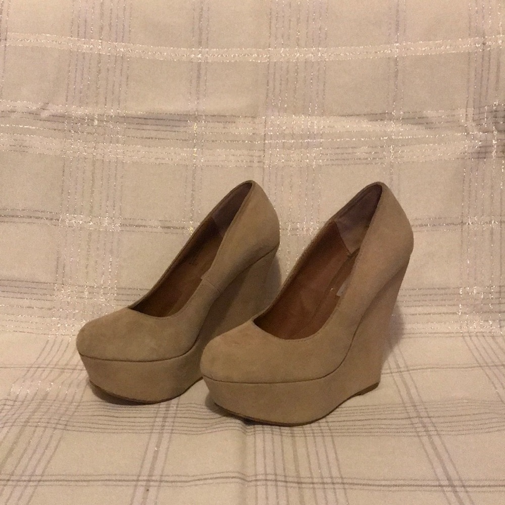 Steve Madden Pammy Leather Wedge Heels